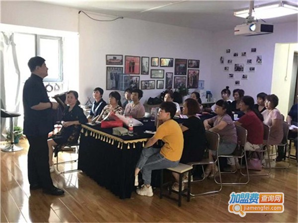 汇爱家政加盟费