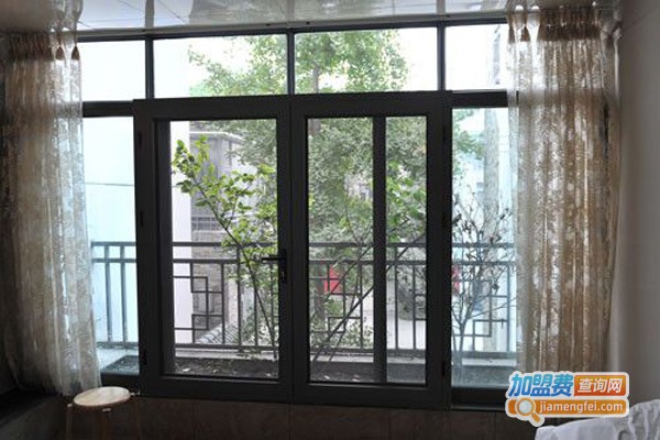 力普顿门窗加盟费