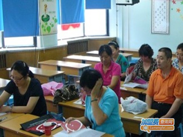 精灵时创职业技能培训加盟门店