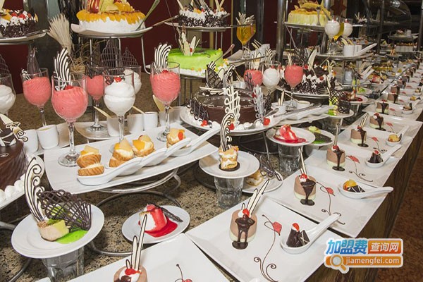 小咕嘟旋转火锅加盟门店