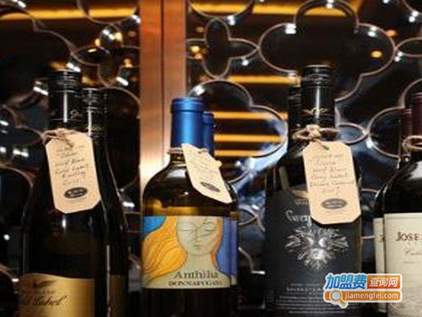 圣皮尔良品酒业加盟费