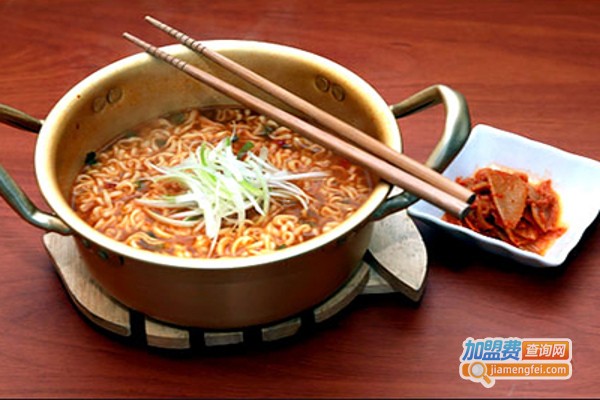 泡面大叔餐厅加盟费