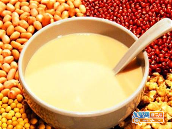 小豆现磨豆浆吧加盟费多少钱？