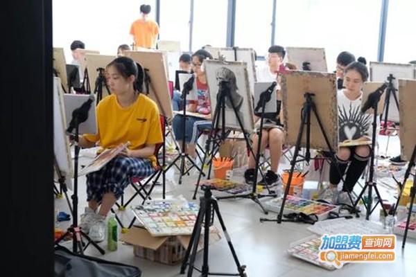 朗粤教育加盟费