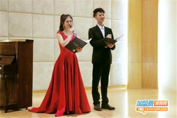 主持人培训加盟费