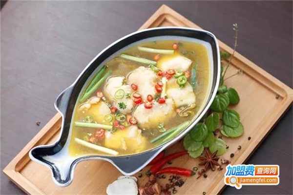 来趣酸菜鱼餐厅加盟费