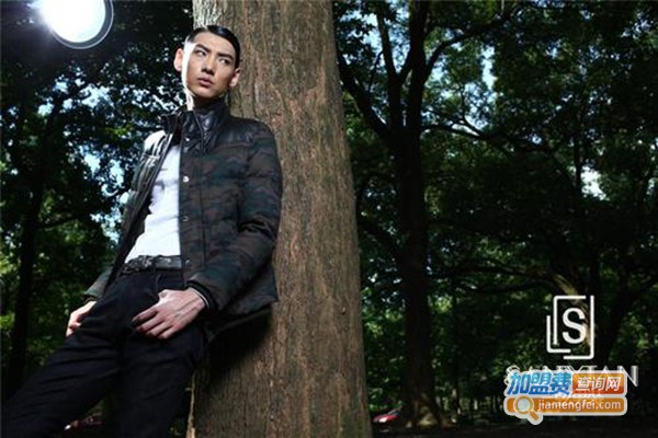 三弦男装加盟费