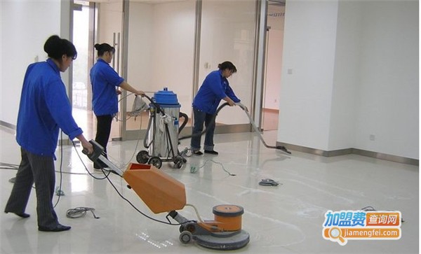 家里帮家政服务加盟费