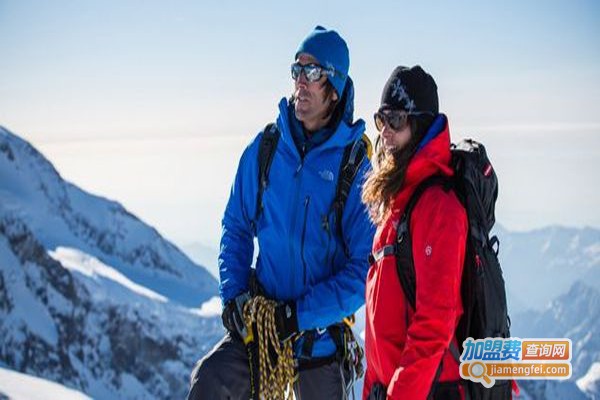 步行者户外加盟费