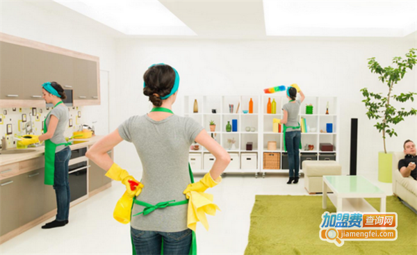 家里帮家政服务加盟费