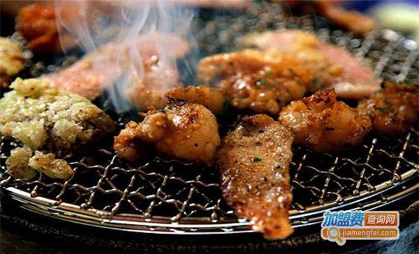 酒拾烤肉店加盟费