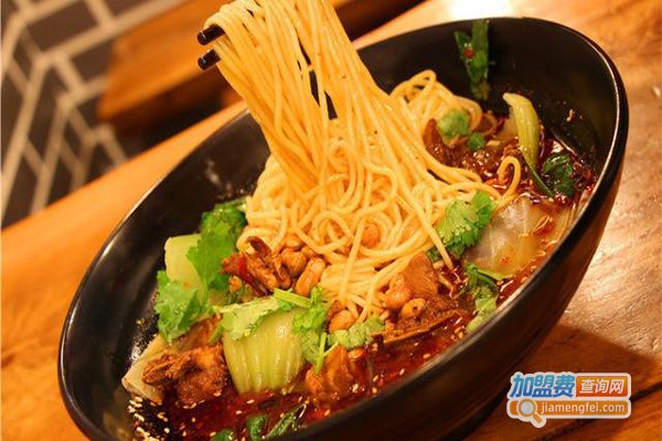 川板凳小面加盟费