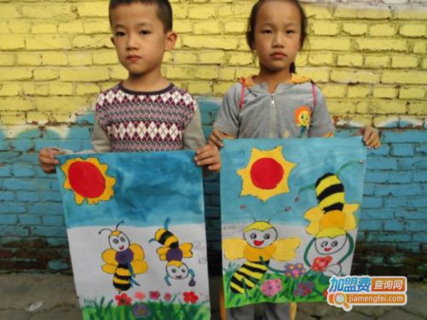 七色花美术加盟费