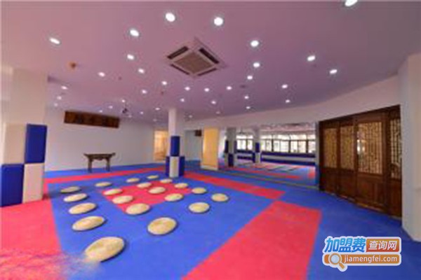 成长季青少儿培育中心加盟