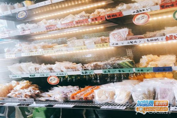 小板凳麻辣烫加盟