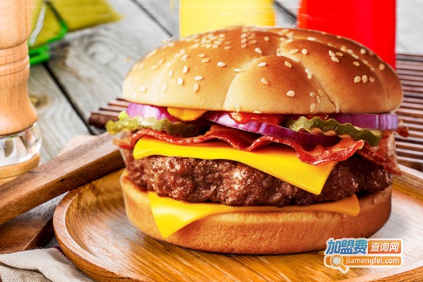 小馋猫炸鸡汉堡加盟费
