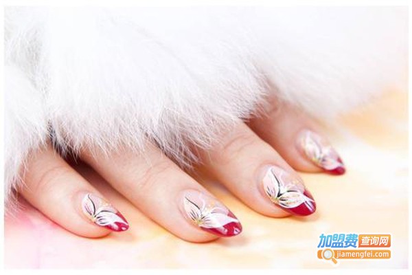 彩贝美甲加盟费