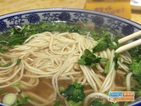 西部华伊美食加盟门店