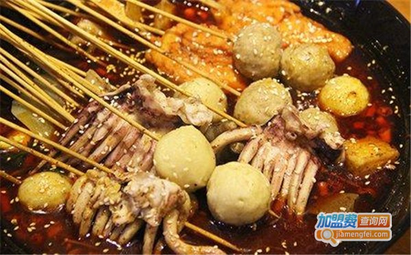 萌小柒麻辣烫加盟费