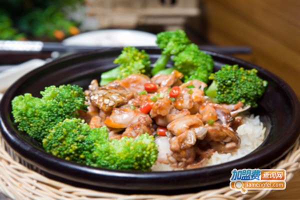 百煲香煲仔饭加盟费