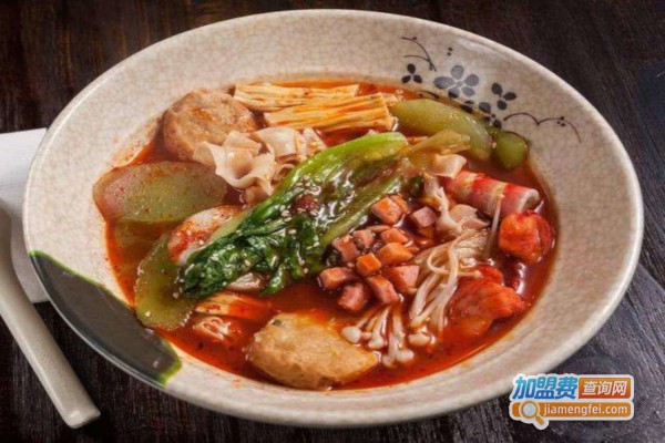 上上瘾麻辣烫加盟费