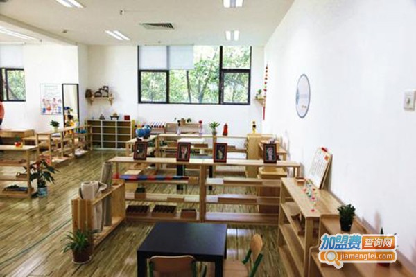 卓航教育加盟门店