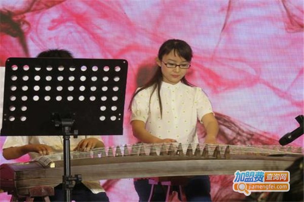 萌蕾艺术教育加盟费