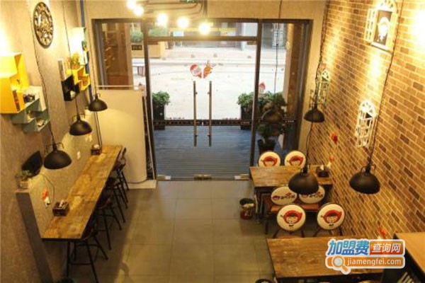 七婆麻辣烫加盟门店