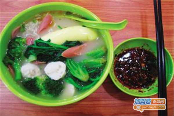 雷记麻辣烫加盟费