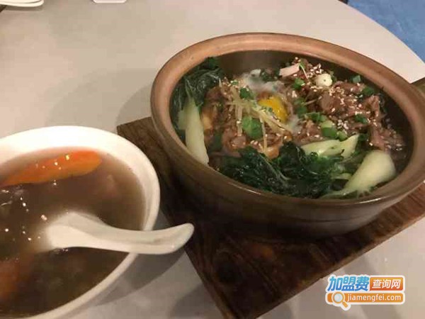 香港庙街煲仔饭