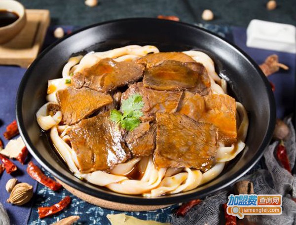 牛伢狗面馆加盟费