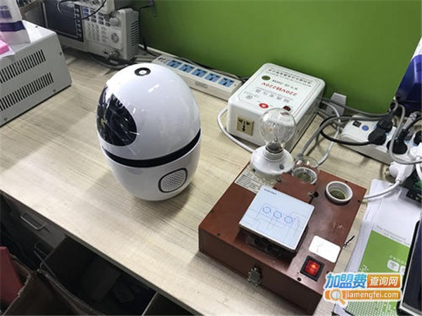 智慧家居小白机器人加盟费