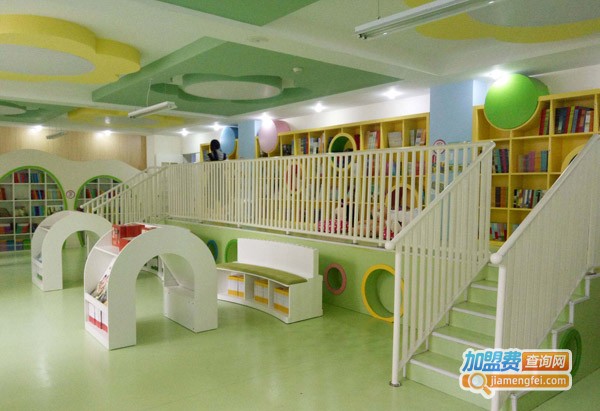 凡学幼儿图书馆