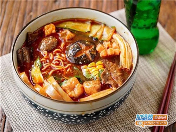 王氏麻辣烫加盟费