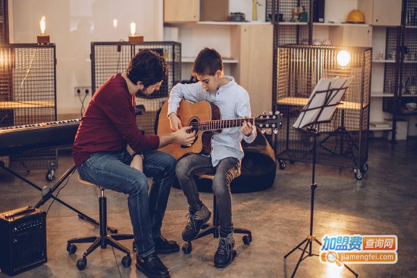 王壹吉他社培训加盟费