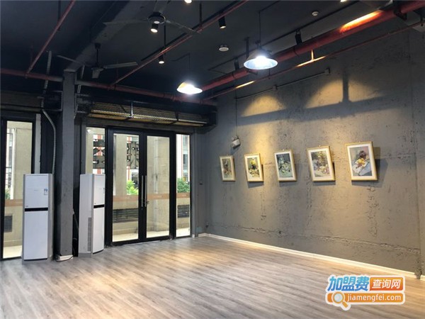 新空间美术加盟费