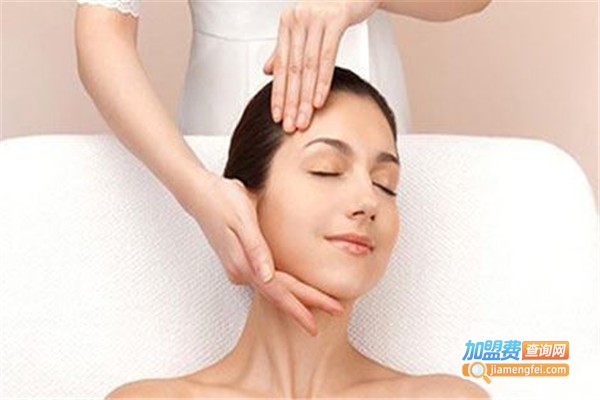 奇石美容馆加盟费