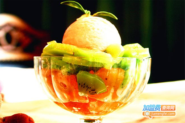 Q牛炫彩冰淇淋加盟费