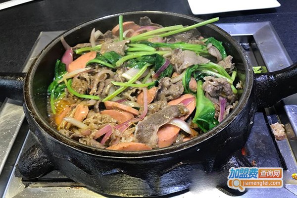 束氏龟锅烤肉加盟门店