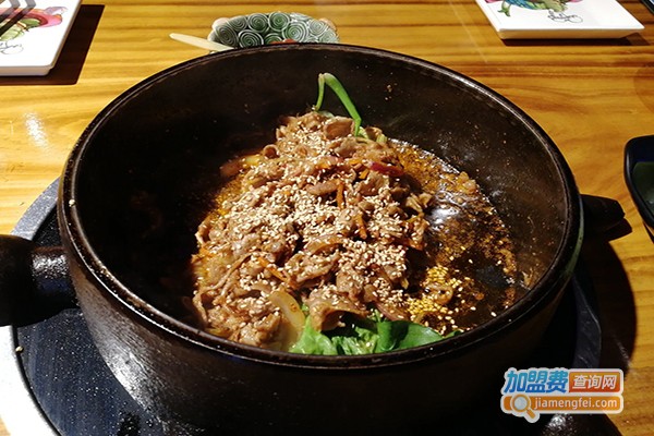 束氏龟锅烤肉加盟门店