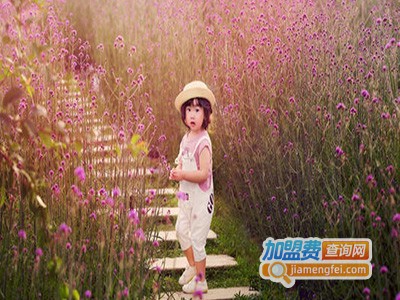 百天儿童摄影加盟费