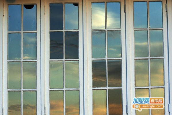 天蓝蓝隐形纱窗