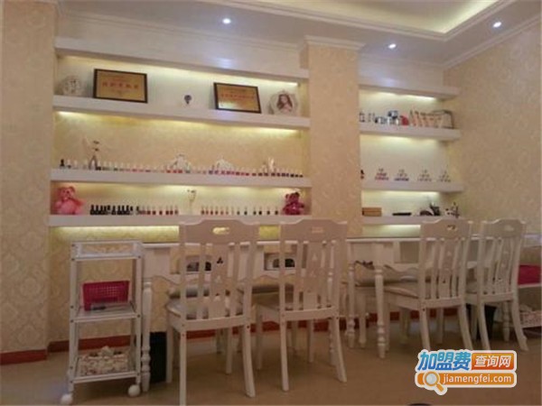 薇薇美甲加盟费