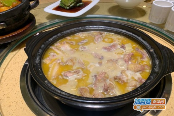 鲜凤海南扇鸡火锅加盟费