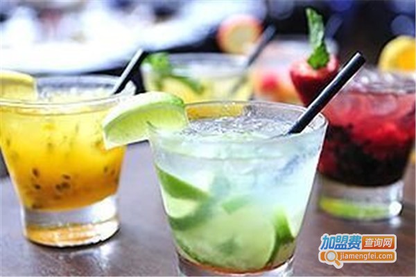 酷乐柠檬多方面饮吧加盟费
