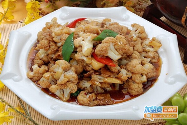 金胡杨新疆风味馆加盟费