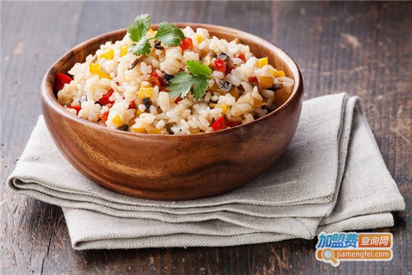 馨二姐汤府汤锅加盟费