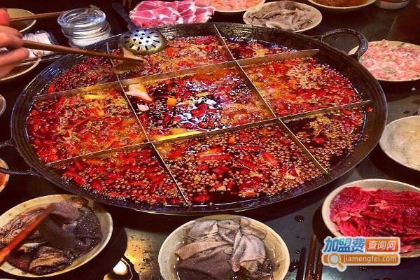 快乐星期天火锅加盟费