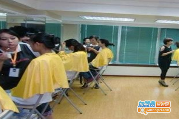 伊莲晓培训加盟费