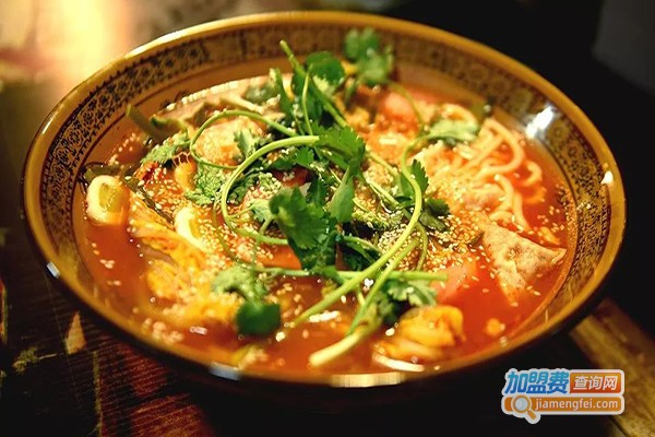 辣片天养生火锅线米加盟门店